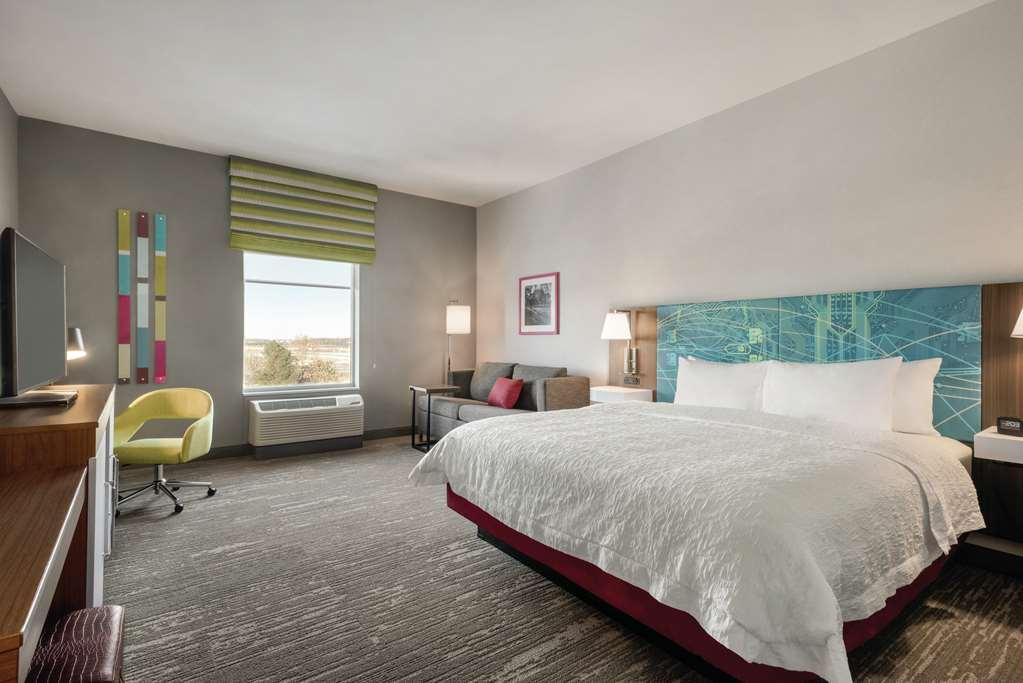 Hampton Inn Бруклин-Парк Номер фото